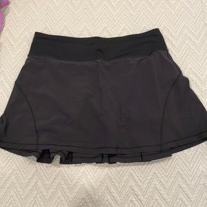 Lululemon black skort